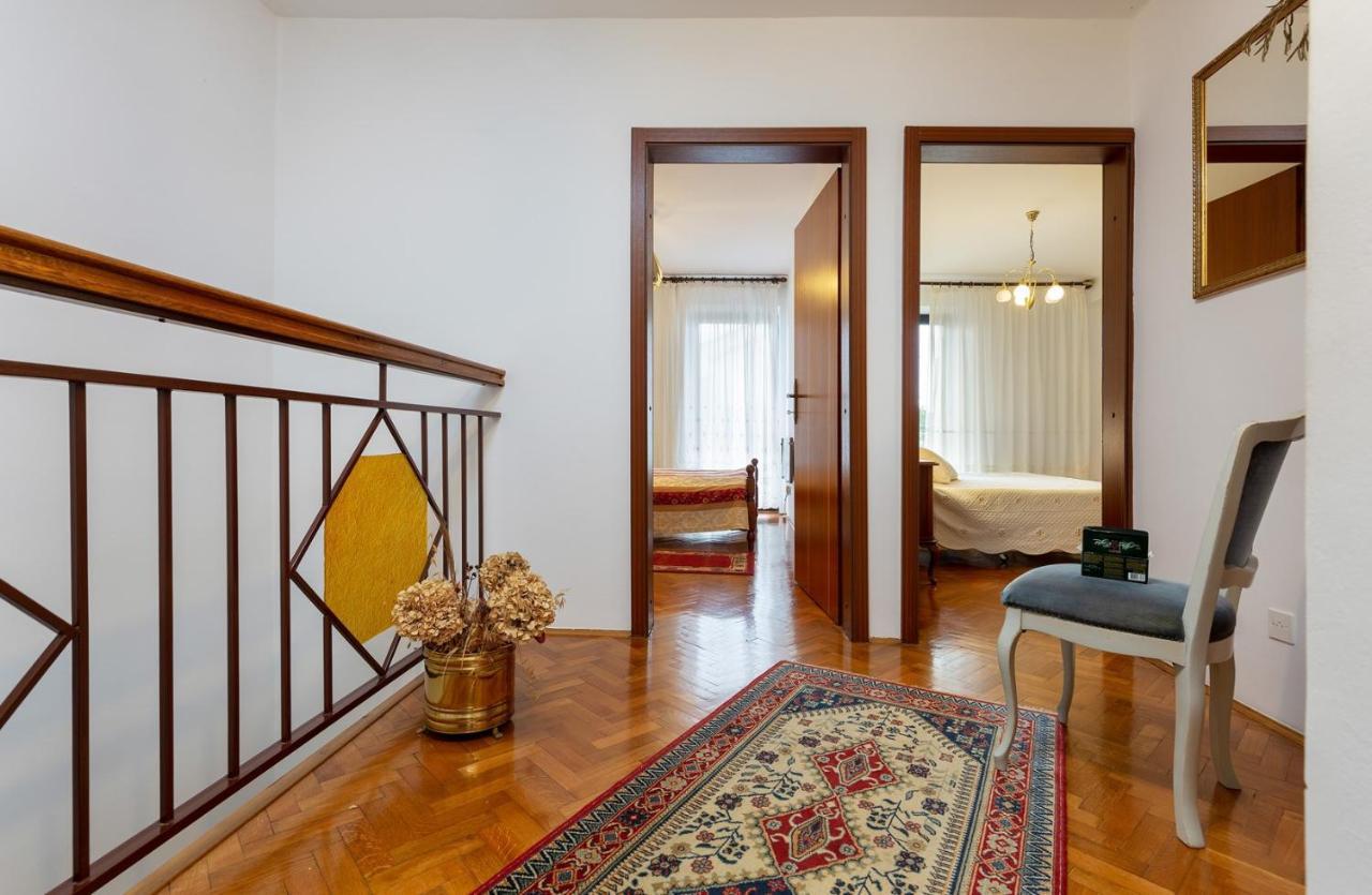 Holiday Apartment Suzana 로비니 외부 사진