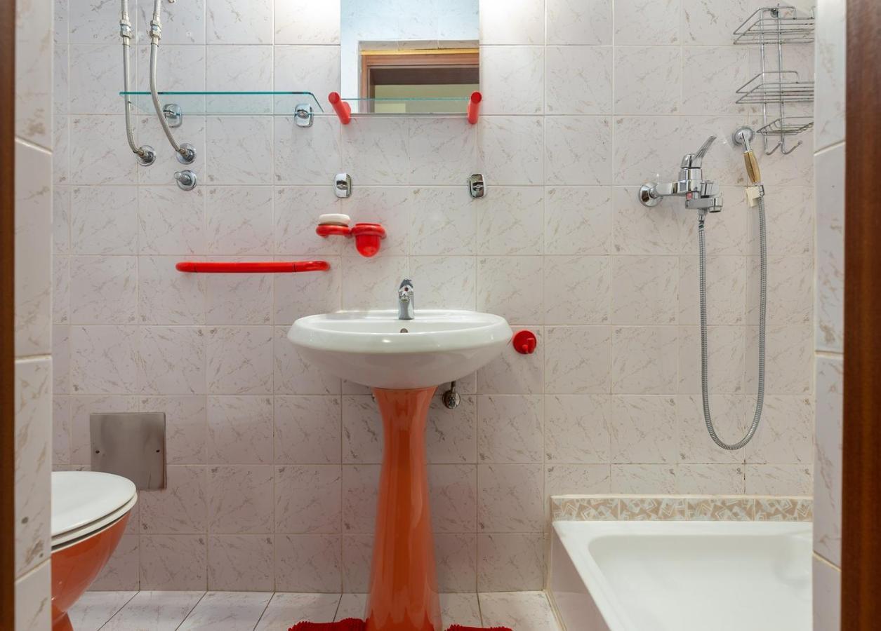Holiday Apartment Suzana 로비니 외부 사진